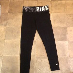 Victoria’s Secret Pink leggings